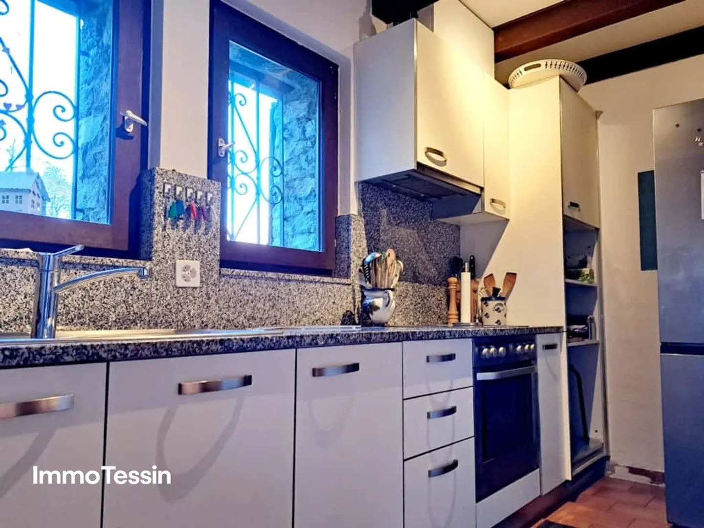 Aussergewöhnliches Anwesen im Maggiatal mit zwei Rusticos und Weinberg, ein Ort voller Charme inmitten der Natur - Photo 7 of 13