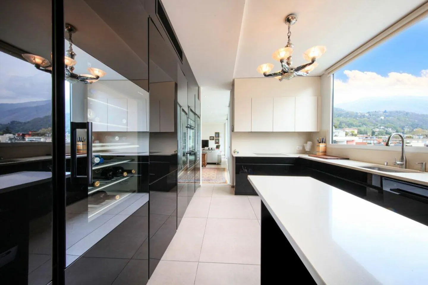 MINUSIO - Attico elegante con vista parziale sul lago - Foto 1 di 29