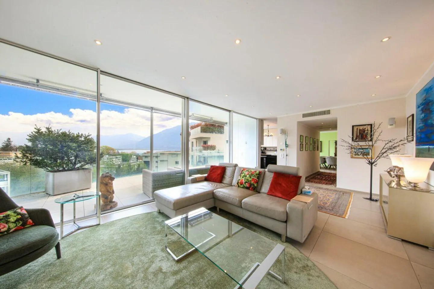 MINUSIO - Attico elegante con vista parziale sul lago - Foto 5 di 29