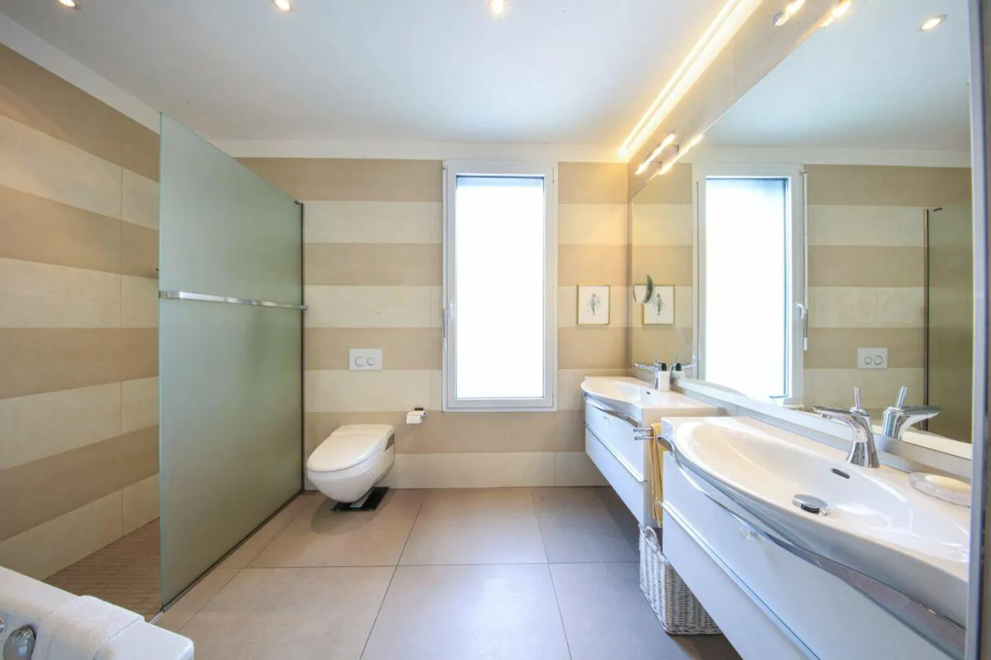 MINUSIO - Attico elegante con vista parziale sul lago - Foto 18 di 29