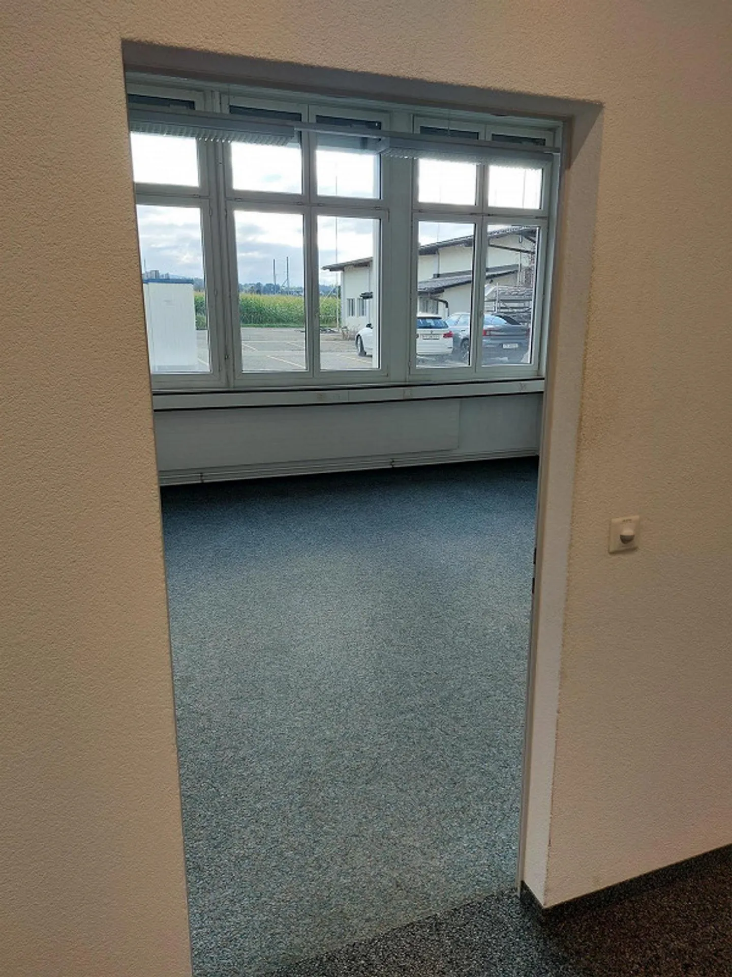 Spazio Ufficio/Magazzino - Foto 2 di 5