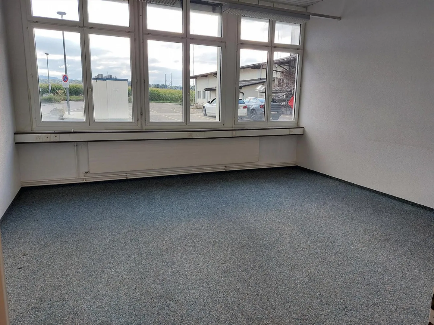 Spazio Ufficio/Magazzino - Foto 4 di 5