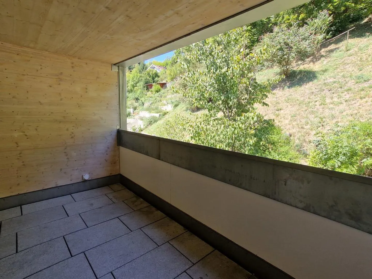 Appartement moderne avec balcon - Photo 11 sur 11