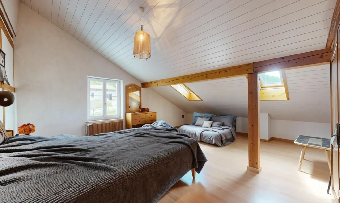 Casa familiare ristrutturata con grande giardino? St-Imier - Foto 10 di 11