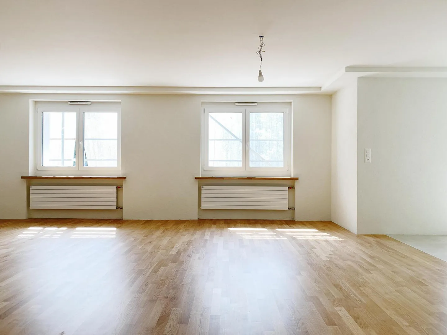 Modernes 4.5-Zimmer-Apartment - Foto 3 von 10