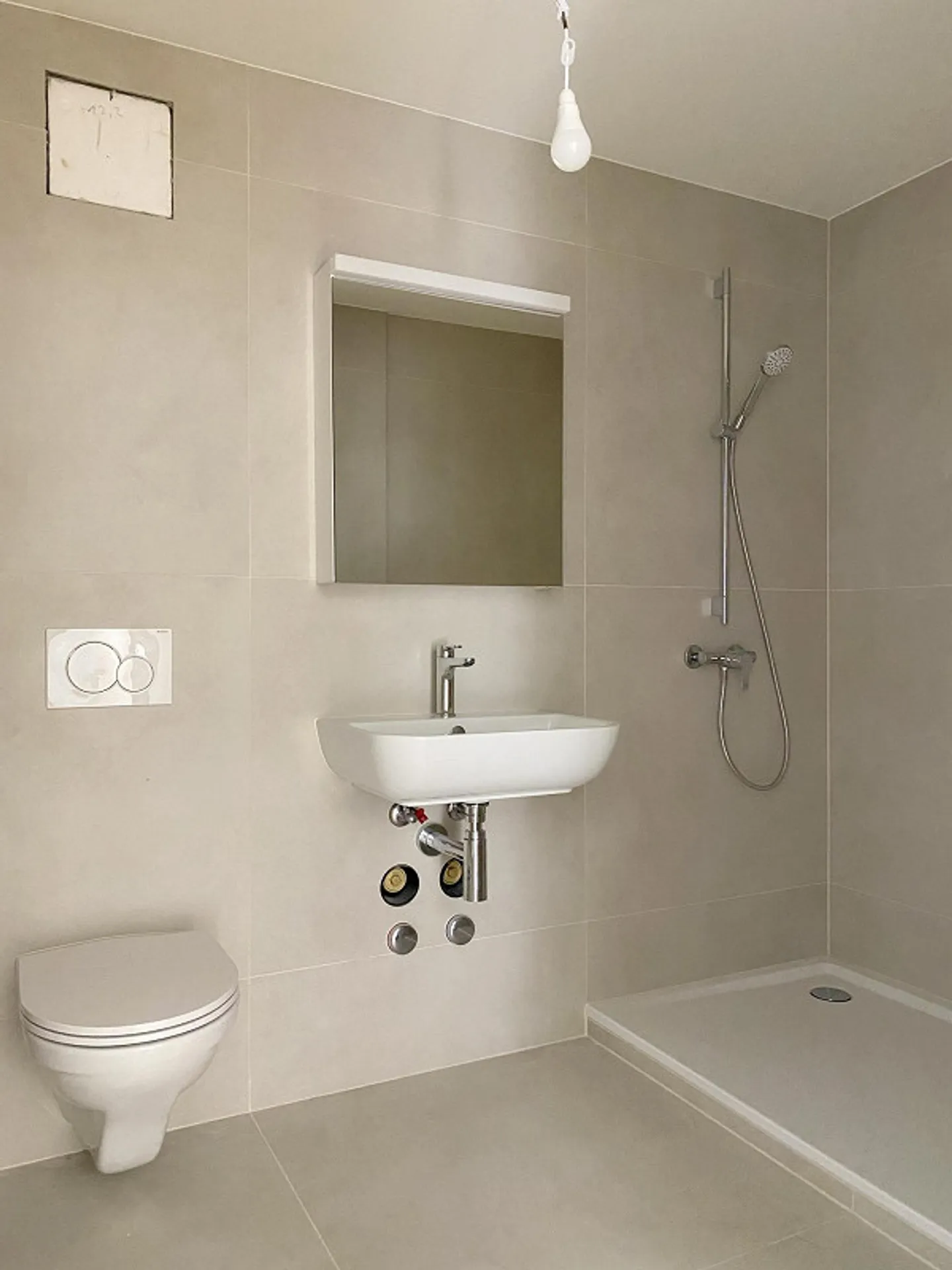 Modernes 4.5-Zimmer-Apartment - Foto 6 von 10