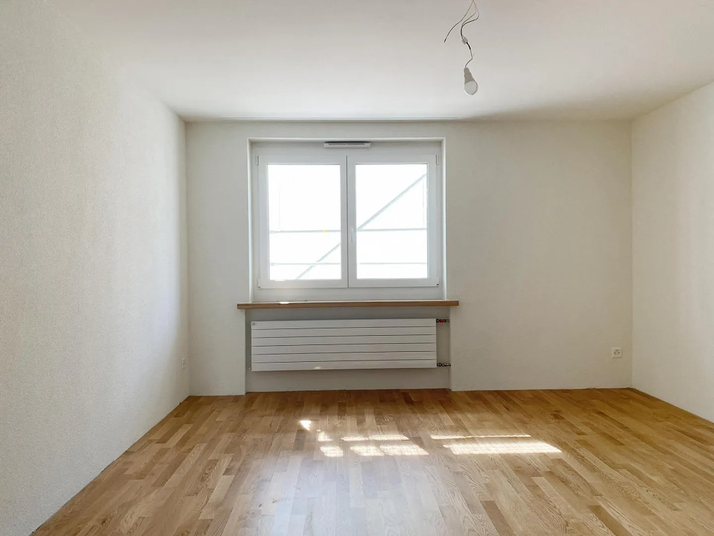 Modernes 4.5-Zimmer-Apartment - Foto 8 von 10