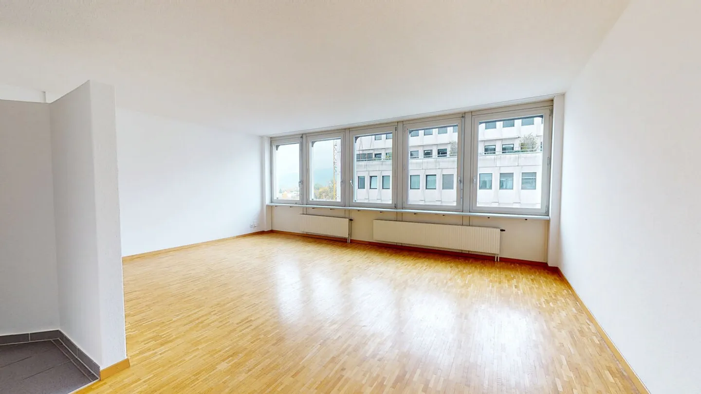 praktische Stadtwohnung direkt am Westbahnhof Solothurn - Photo 1 sur 5