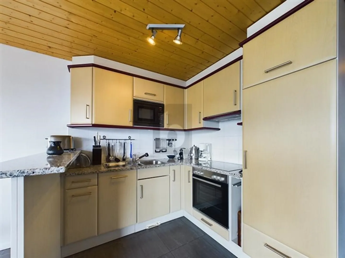 Sonnige Wohnung mit Panoramablick - Foto 4 von 6