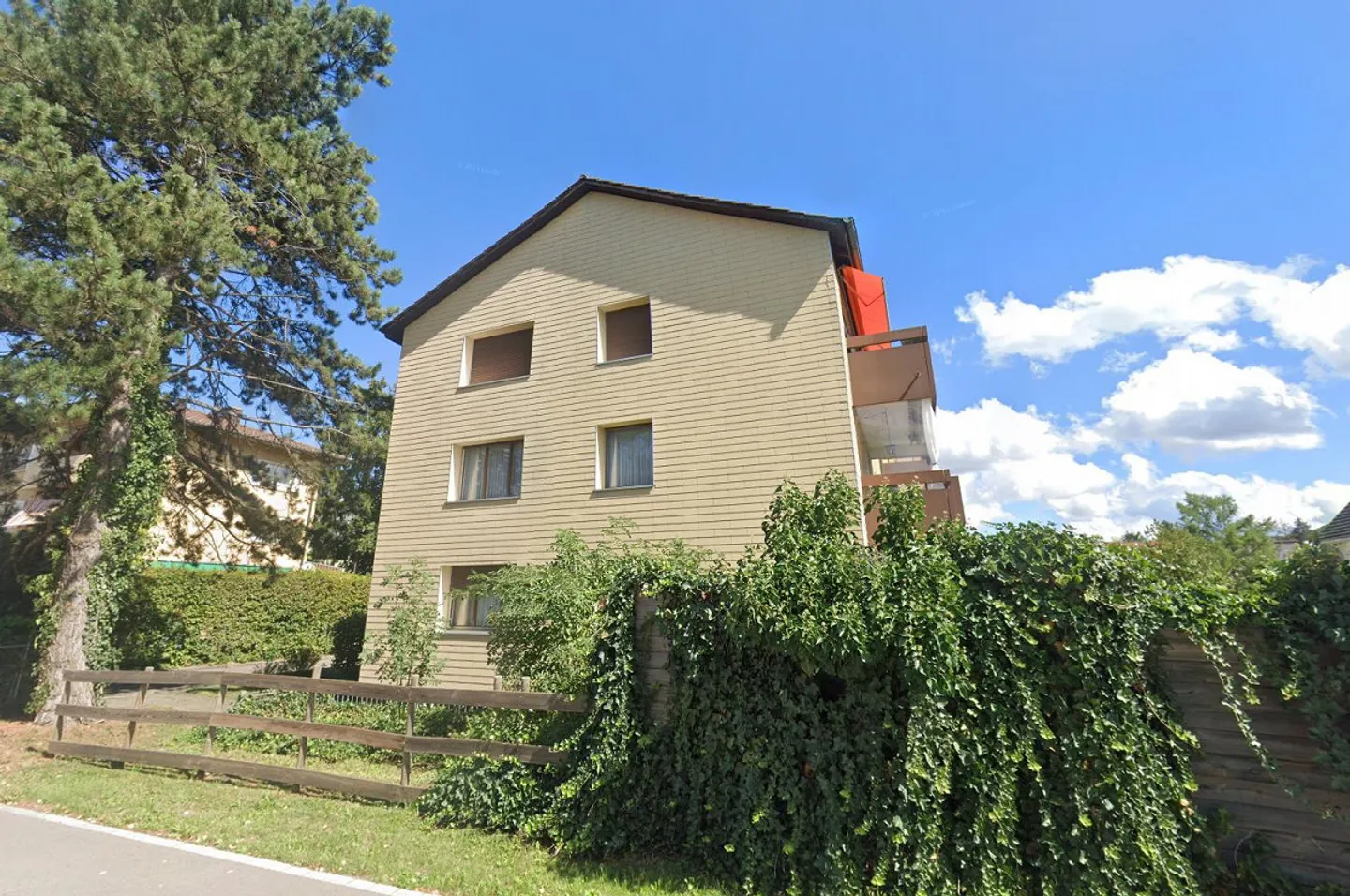 Appartement de haut niveau à Urdorf! - Photo 2 sur 5