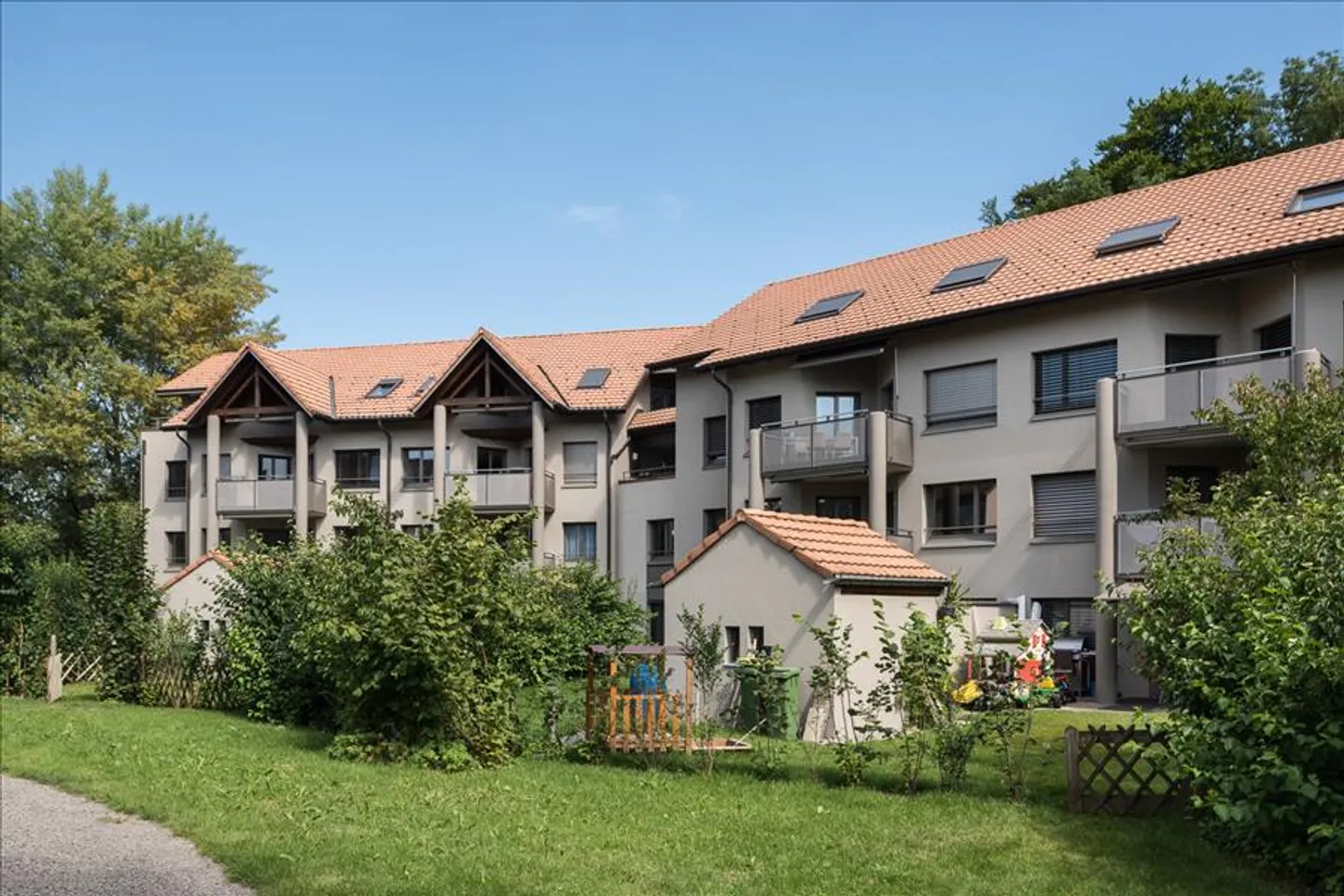 Votre résidence moderne au bord du lac de Constance ! - Photo 1 sur 11