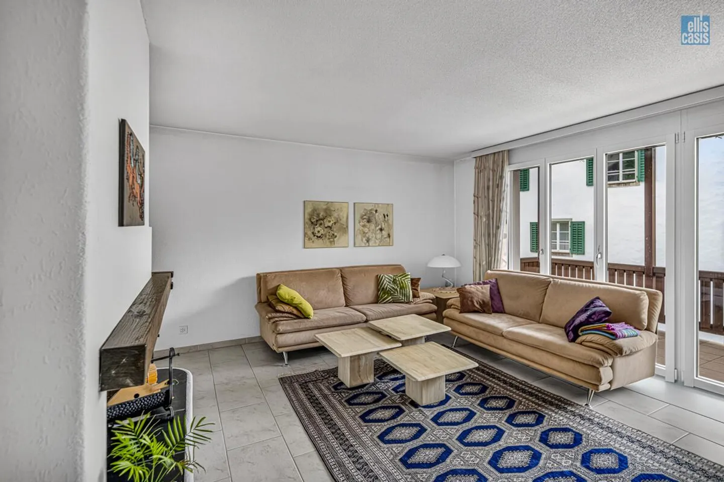Appartement de 4,5 pièces bien entretenu avec cheminée, balcon et grand potentiel - Photo 4 sur 17