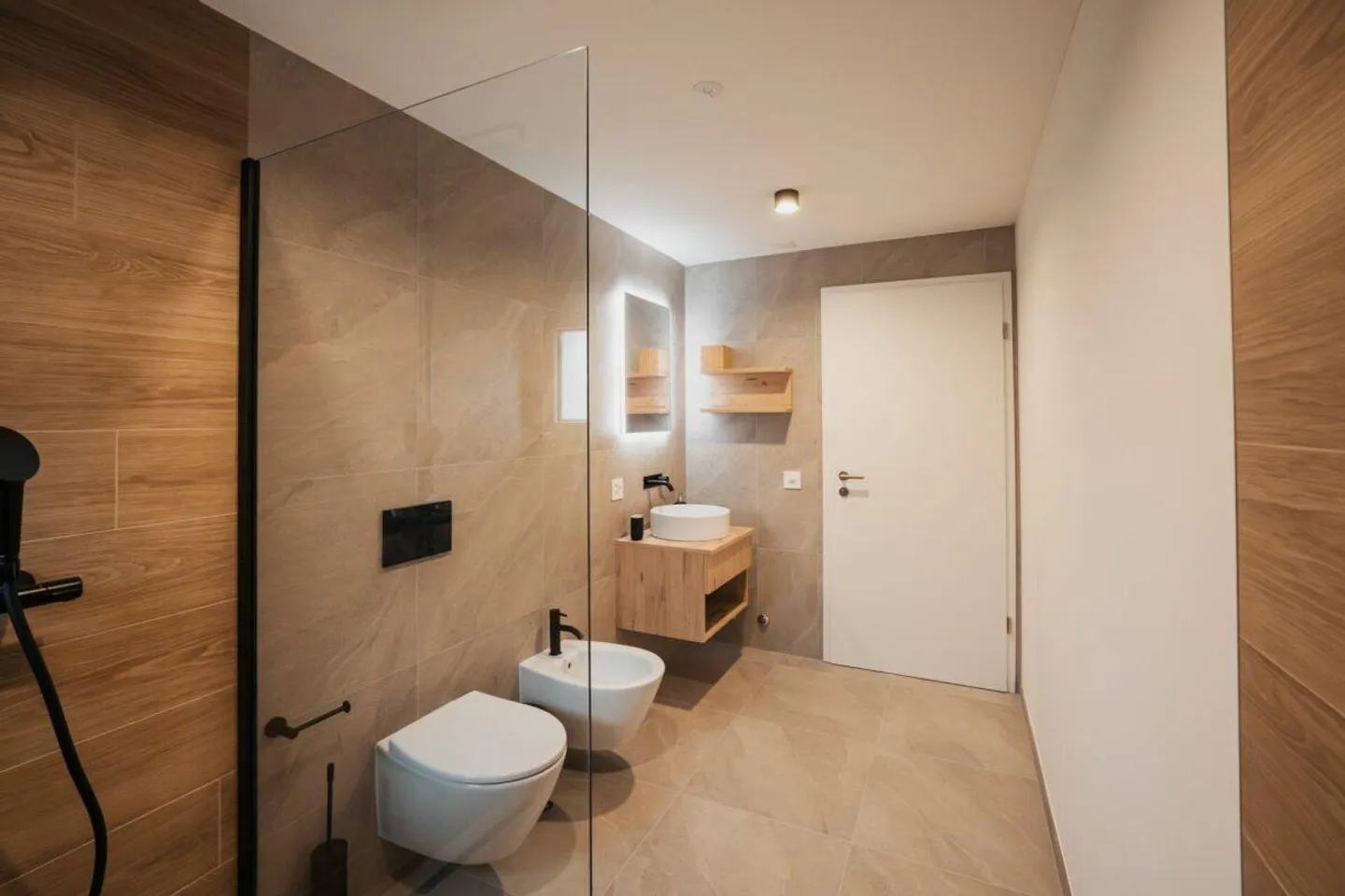 SAN BERNARDINO - CASA MONTANA - Modern 3.5 Aparthotel - Photo 11 of 12