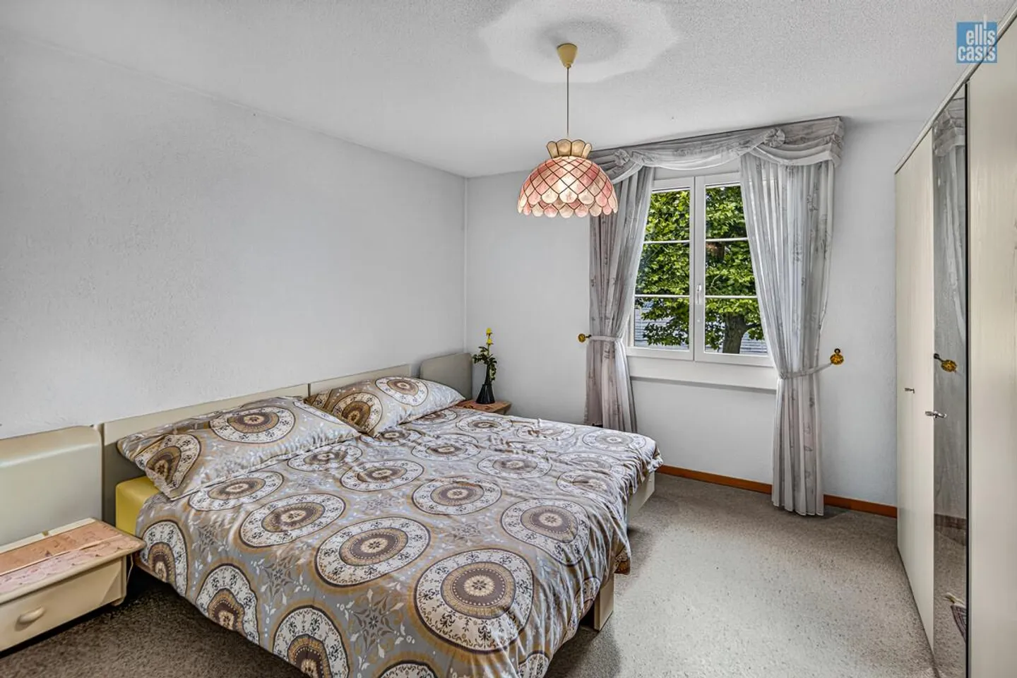Appartement de 4,5 pièces bien entretenu avec cheminée, balcon et grand potentiel - Photo 11 sur 17