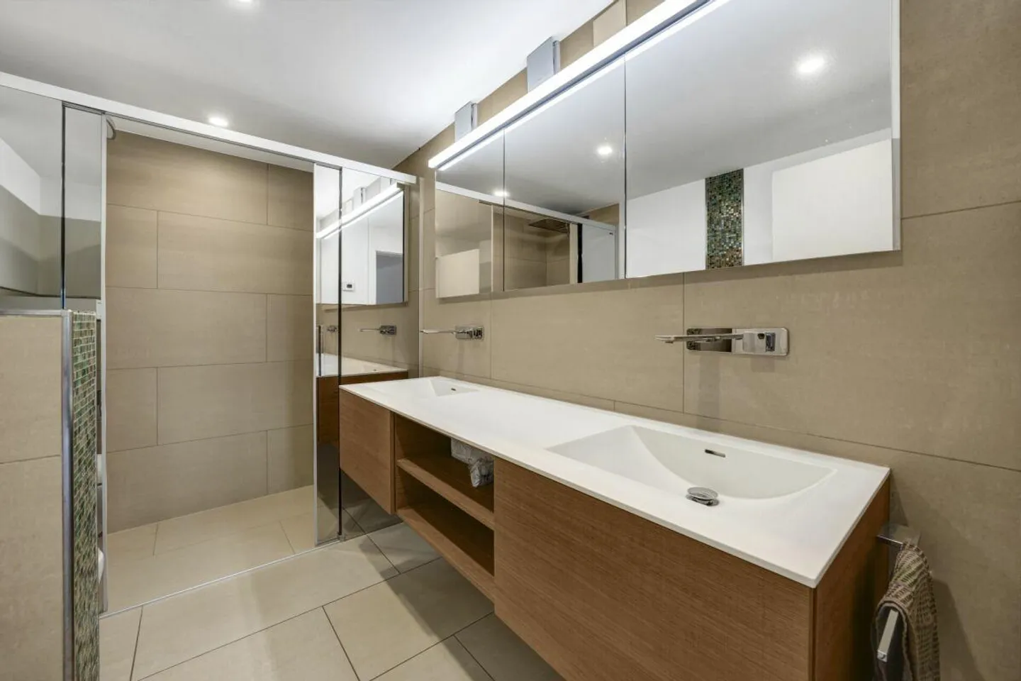 Geräumige Maisonette mit traumhaftem Blick - Foto 17 von 30