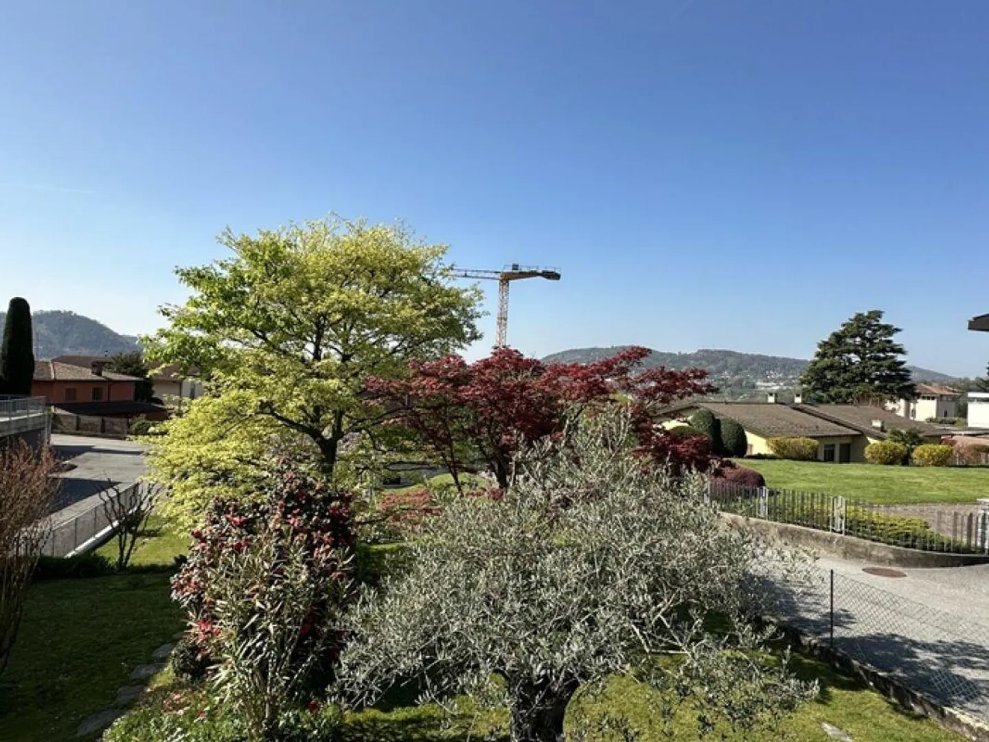 Interessante casa unifamiliare o bifamiliare in campagna, con vista e grande terreno annesso - zona Gorla - Foto 17 di 17