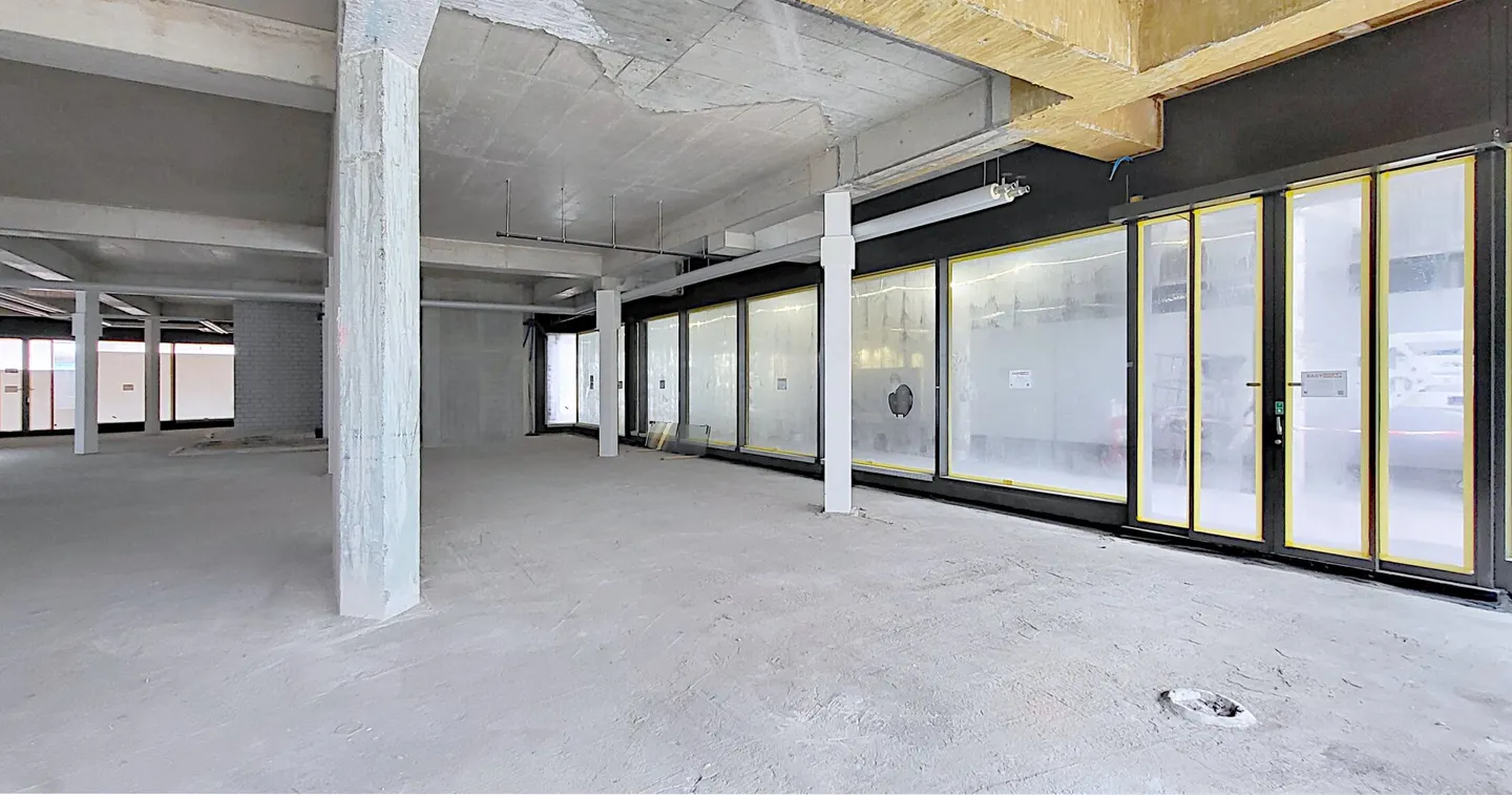 Espace de vente au rez-de-chaussée passionnant dans un emplacement de choix à Brugg ! - Photo 4 sur 10