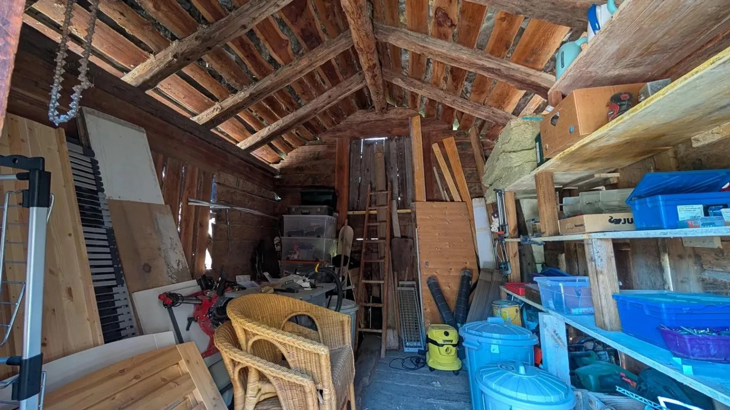 Preservable Stall Barn in Randa - Photo 5 of 10
