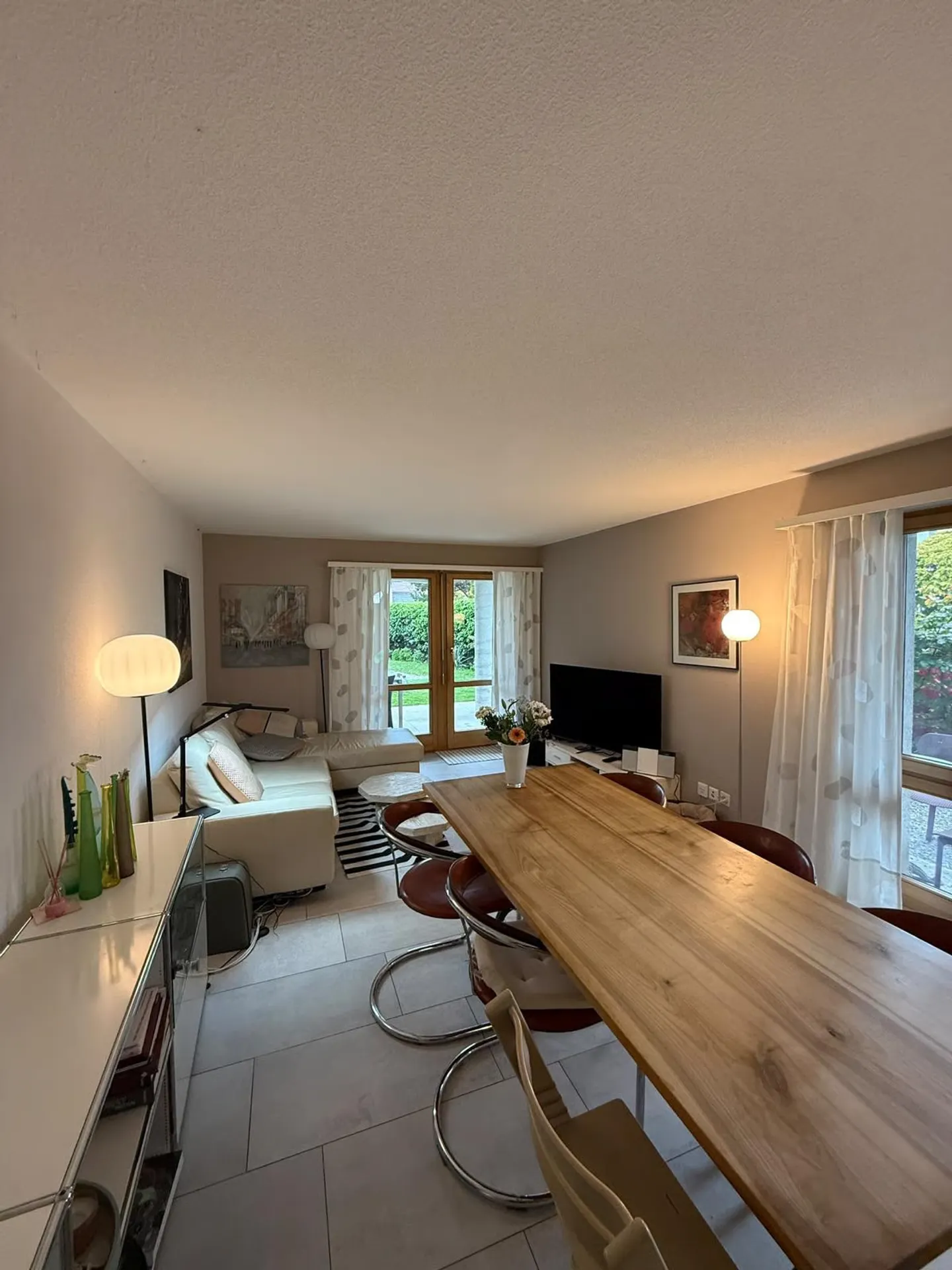 Modernes Apartment mit Garten - Foto 4 von 9