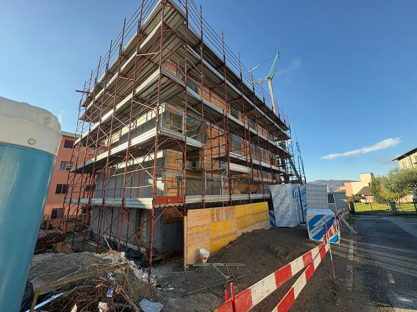 NUOVA FAMIGLIA CERCATA - Foto 1 di 13