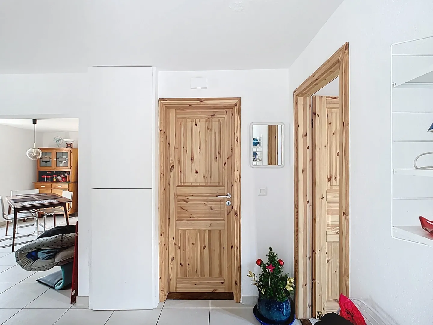 Charming Apartment in Sierre - Photo 8 of 10