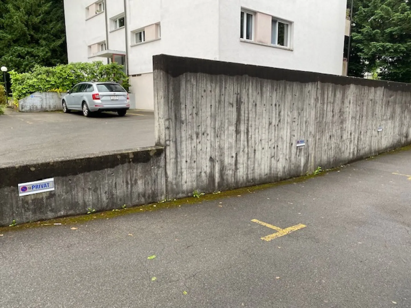 Parkplatz - Foto 2 von 2