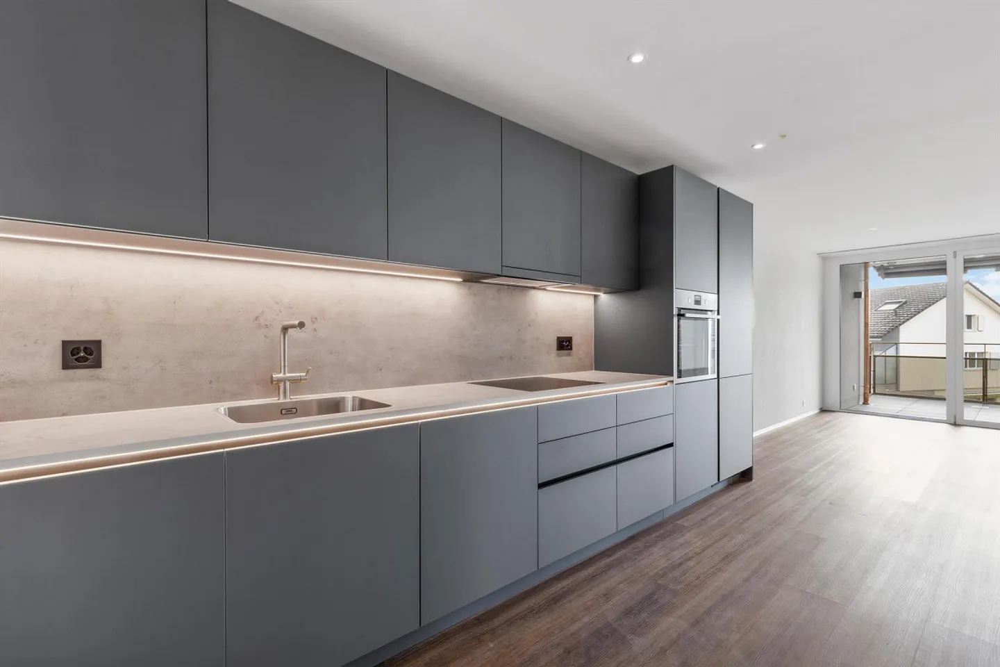 2.5-Zimmer-Wohnung  Modernes Smart-Home im Grünen mit Gratis-Intern... - Photo 4 sur 13