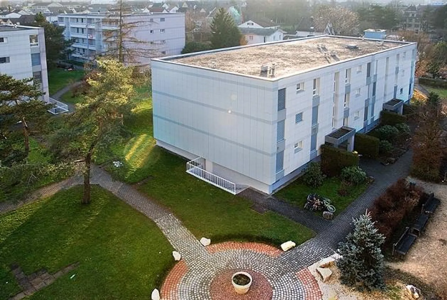 Appartement pratique de 3,5 pièces - Photo 2 sur 9