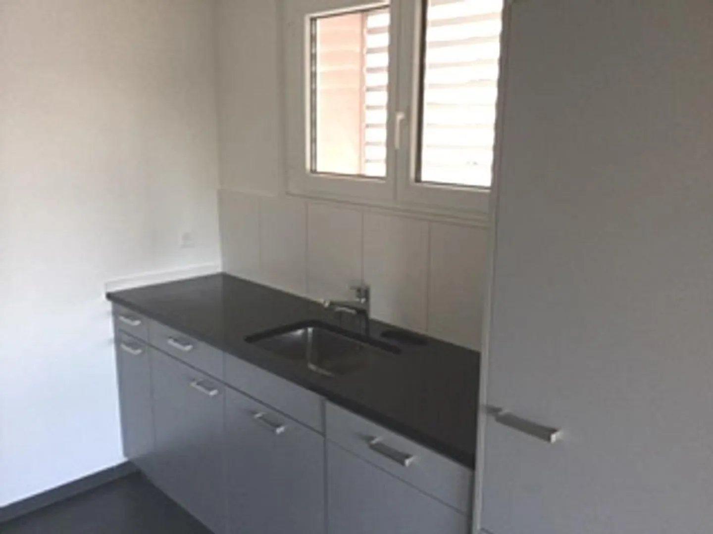 Appartement pratique de 3,5 pièces - Photo 4 sur 9