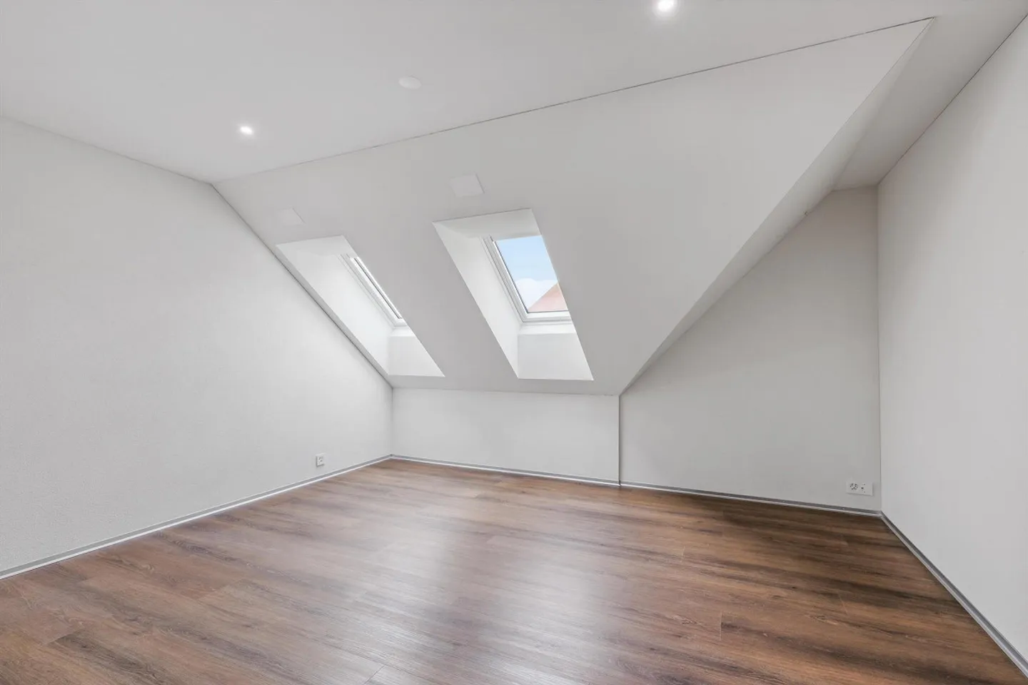 2.5-Zimmer-Wohnung  Modernes Smart-Home im Grünen mit Gratis-Intern... - Photo 5 sur 13