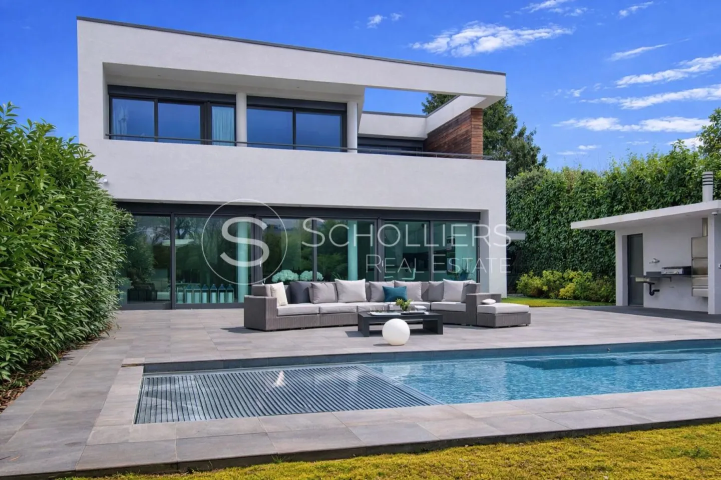 6-Zimmer Villa - Foto 1 von 9