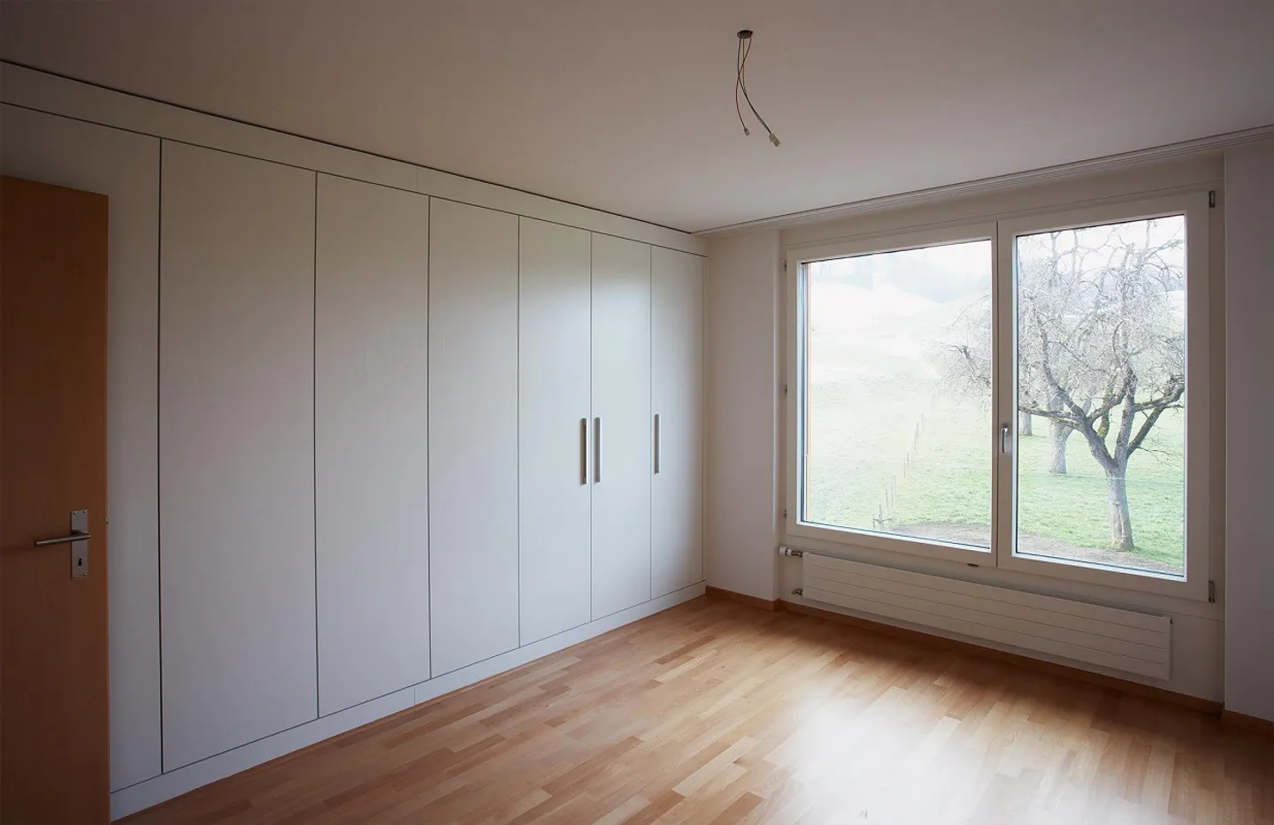Stilvolle Wohnung mit Balkonen - Foto 4 von 8