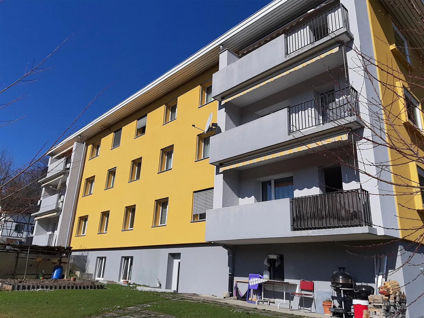 Grand appartement de 4,5 pièces - Photo 1 sur 16