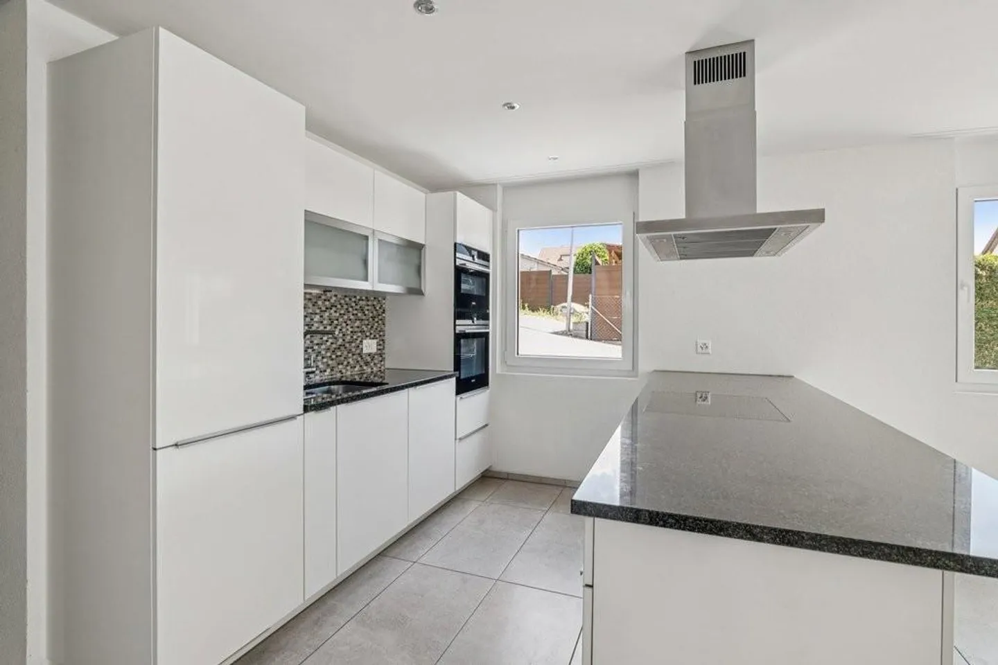 Vivere moderno a Grenchen - Foto 3 di 10