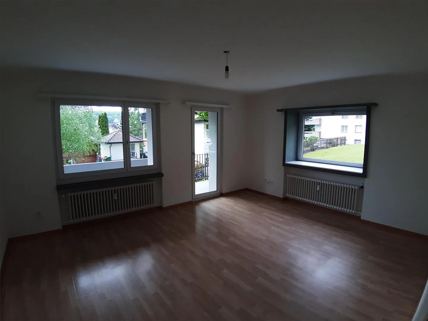 Grand appartement de 4,5 pièces - Photo 4 sur 16