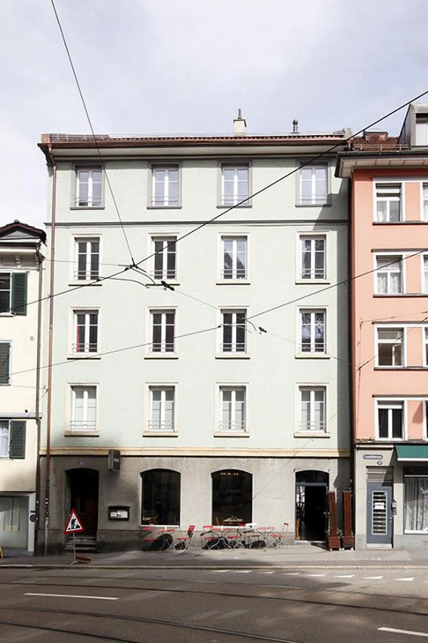 L'appartement de ville cherche un nouveau résident - Photo 2 sur 6