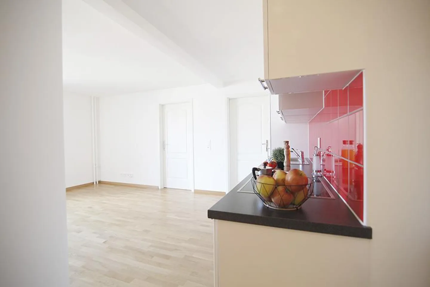 L'appartement de ville cherche un nouveau résident - Photo 3 sur 6