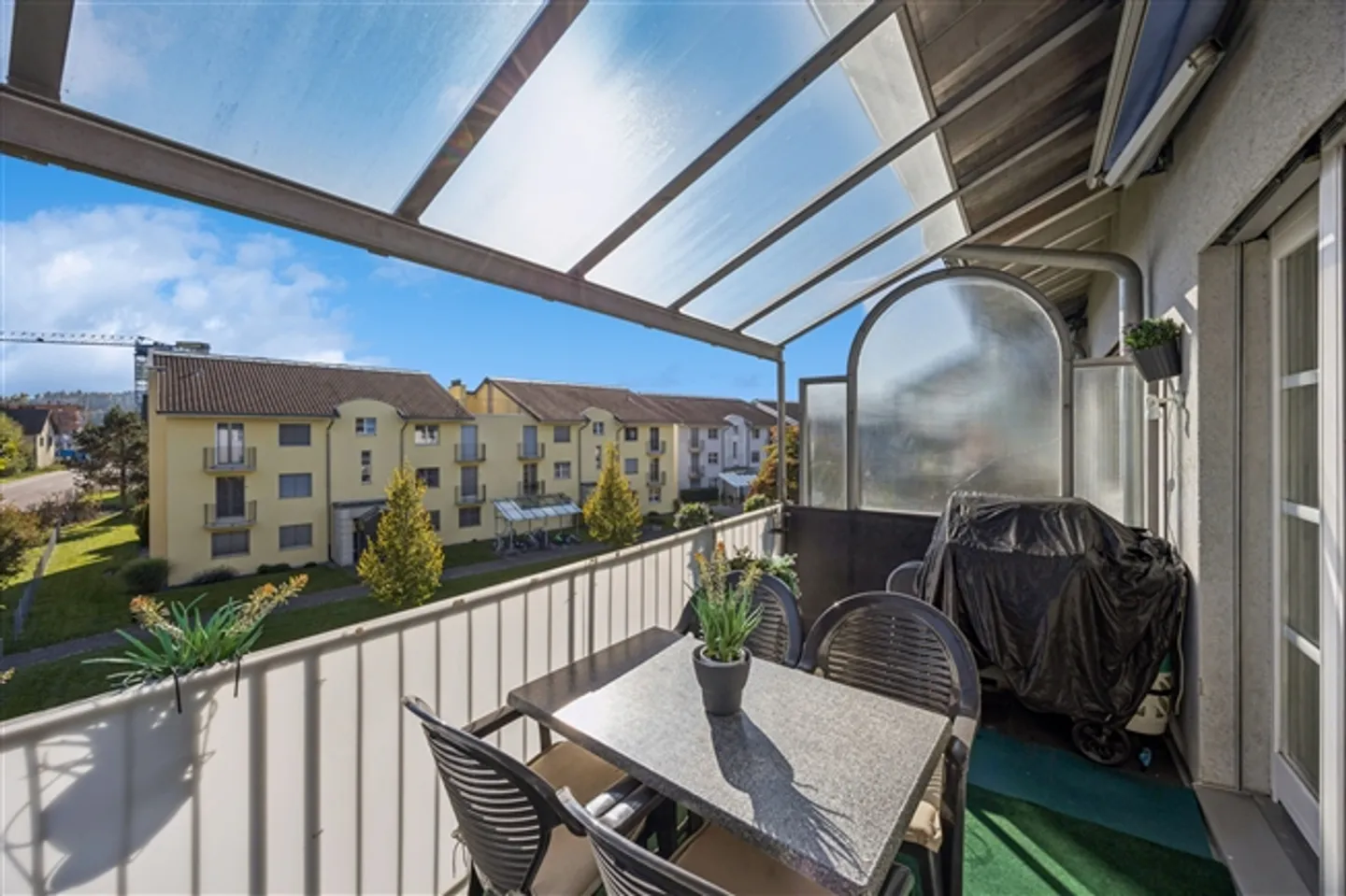 Appartamento maisonette attraente di 5,5 stanze - Foto 2 di 13