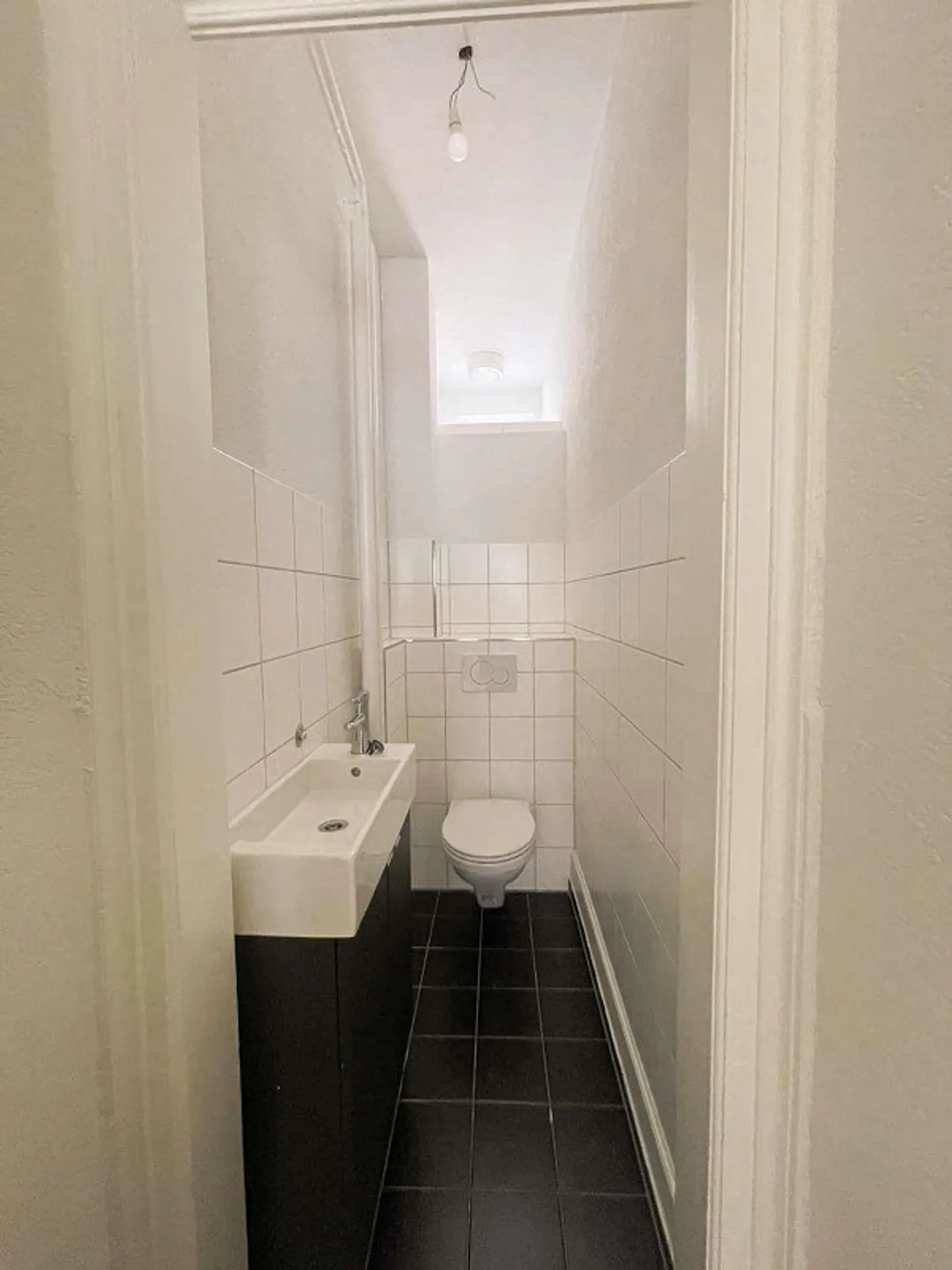 Charmante 3.5-ZWG – frisch saniert & bezugsbereit - Foto 10 von 13