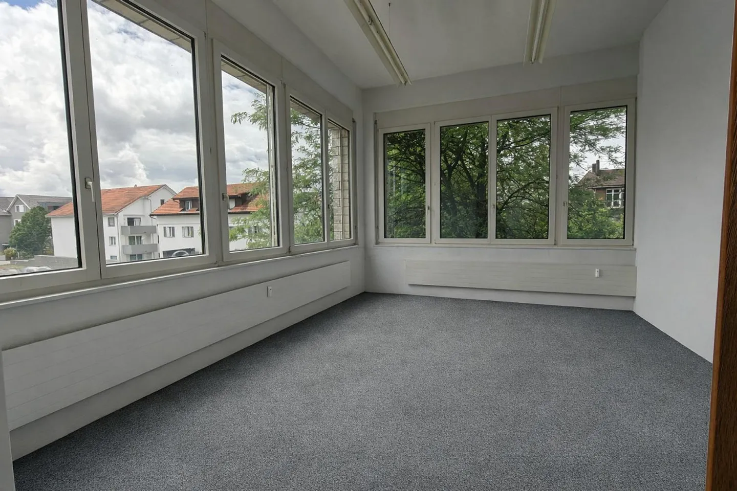 Vielseitige Gewerbefläche - Foto 3 von 4