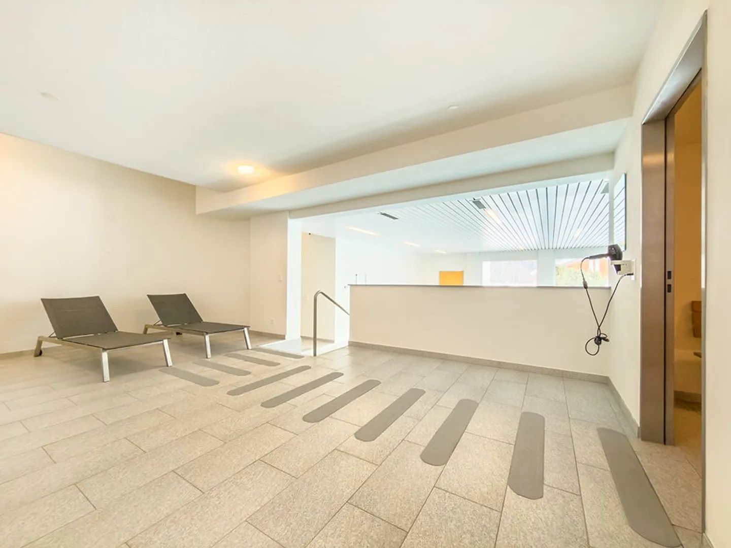 Idylle résidentielle avec terrasse, cheminée et bien-être - Photo 11 sur 11