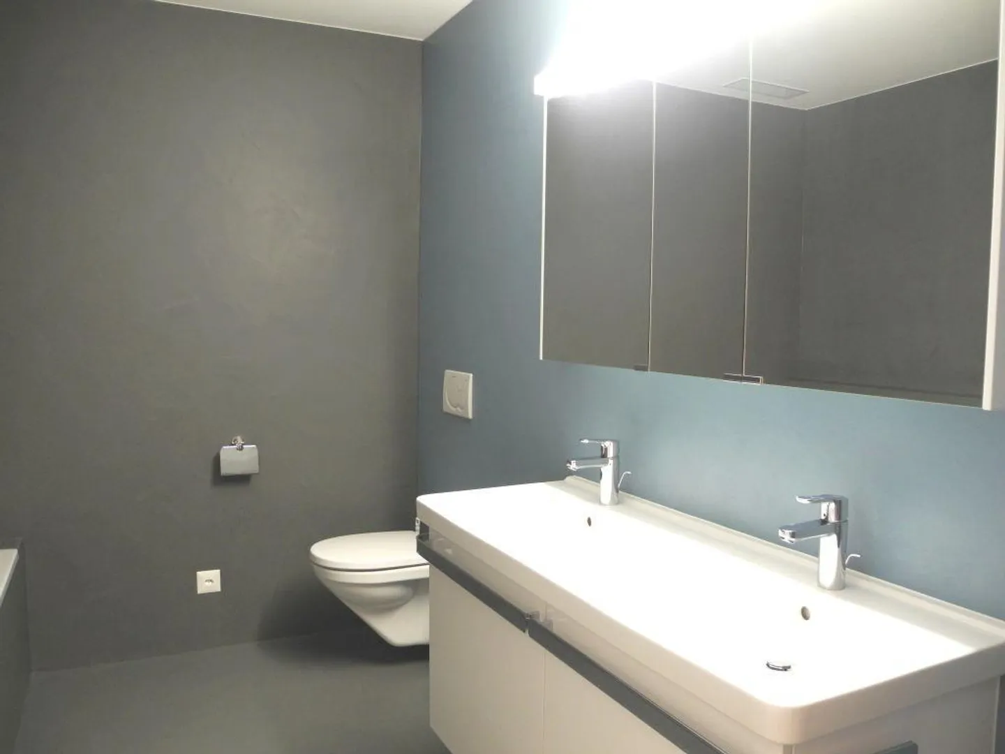Moderno appartamento di 2,5 stanze vicino al lago - Foto 3 di 7