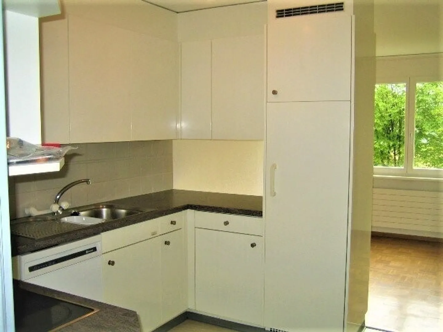 Your apartment search ends here - Photo 4 of 6