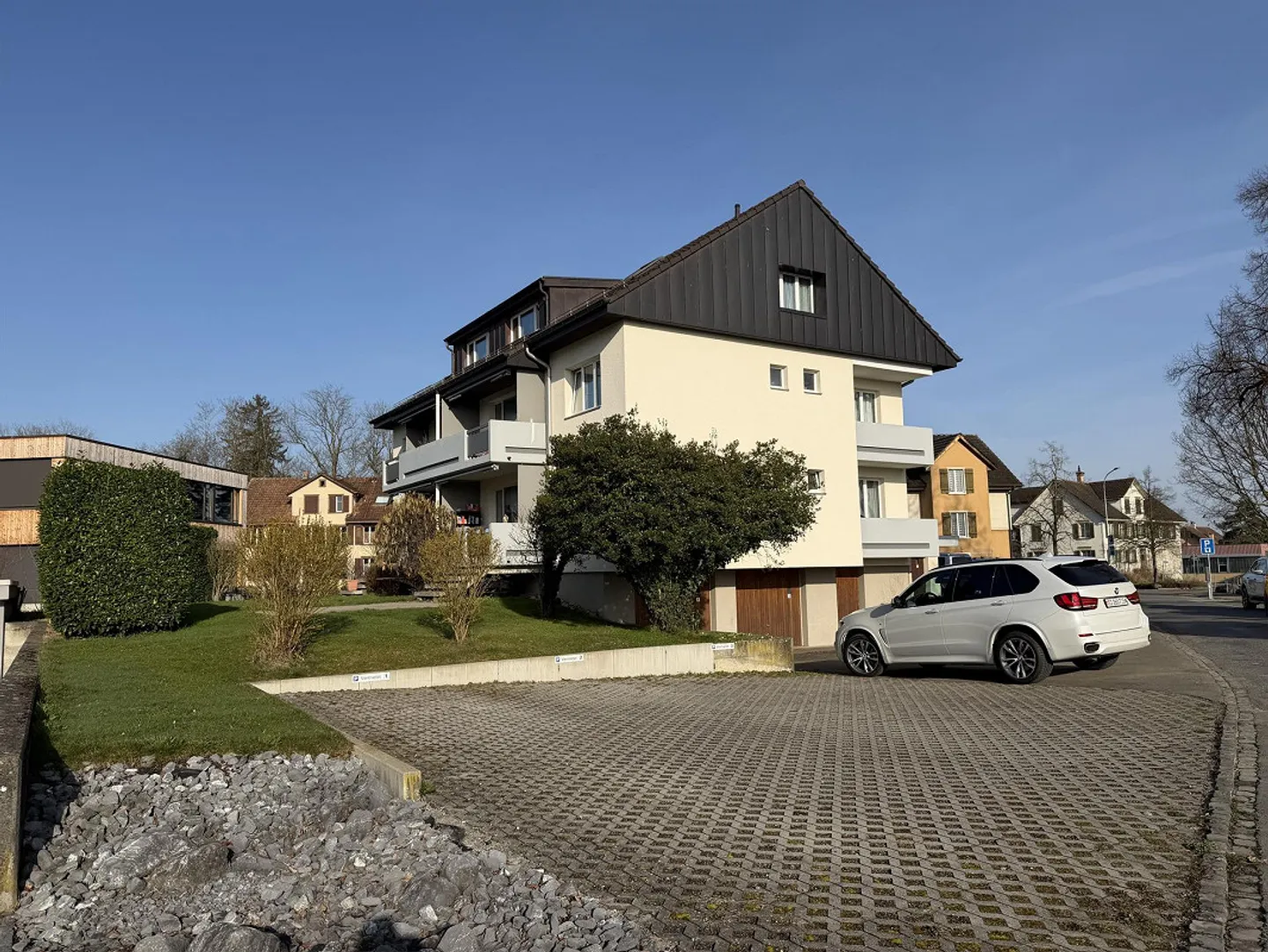 Gemütliche Wohnung direkt bei Kindergarten und Schule - Foto 2 von 14