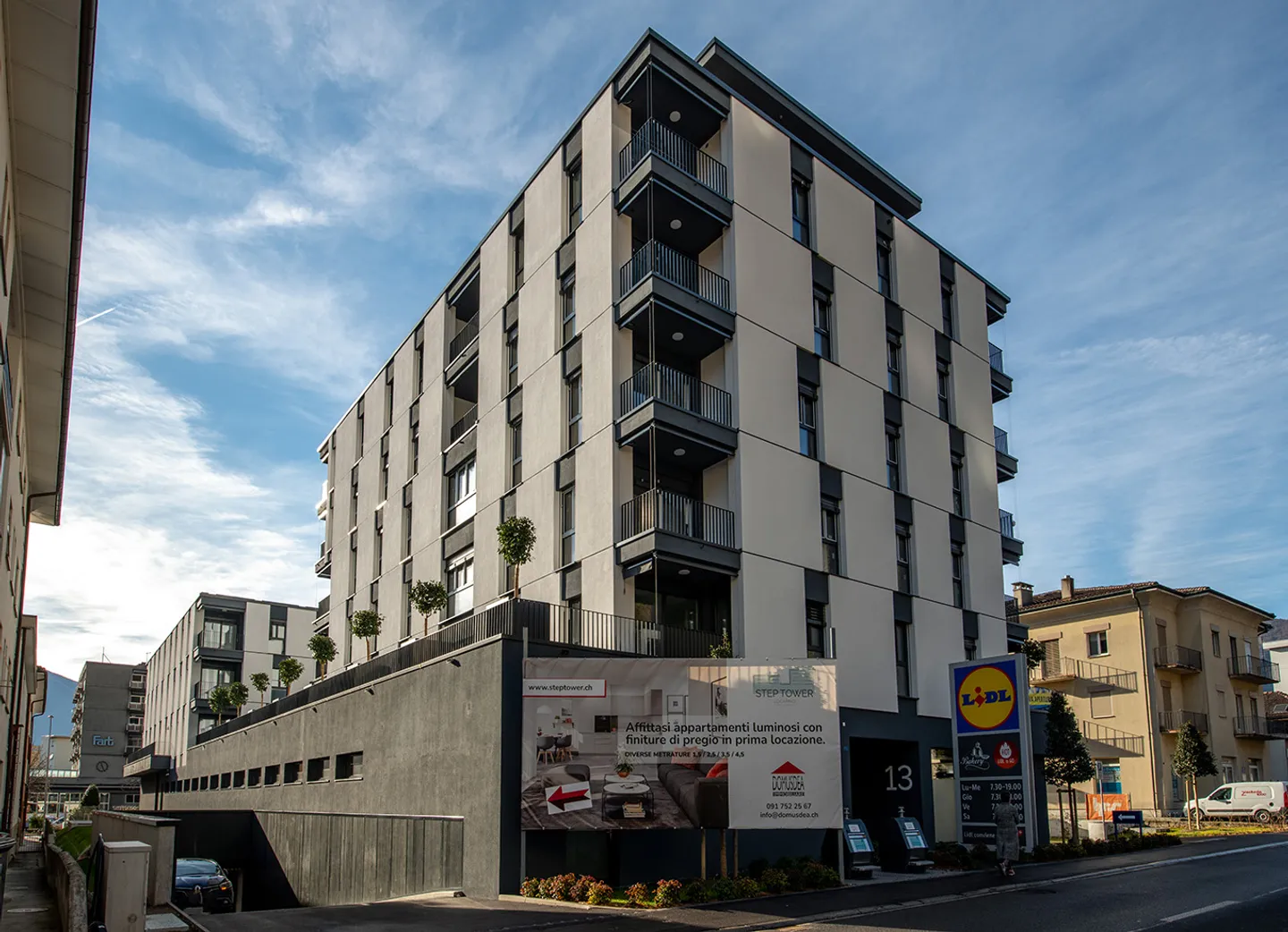 Grand et moderne - Photo 1 sur 6