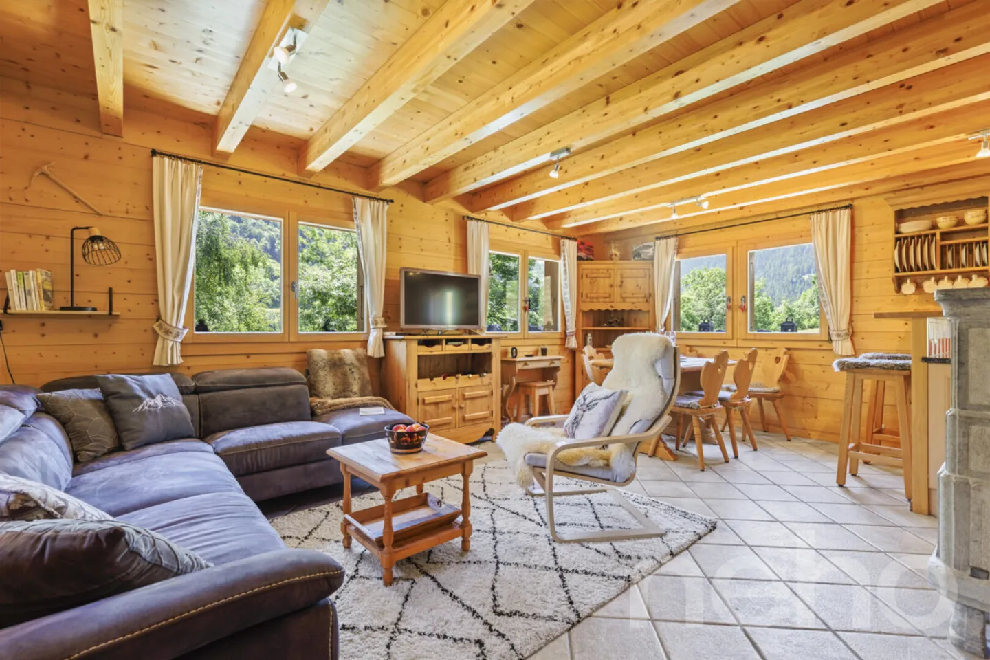 Chalet for sale - Photo 5 of 13
