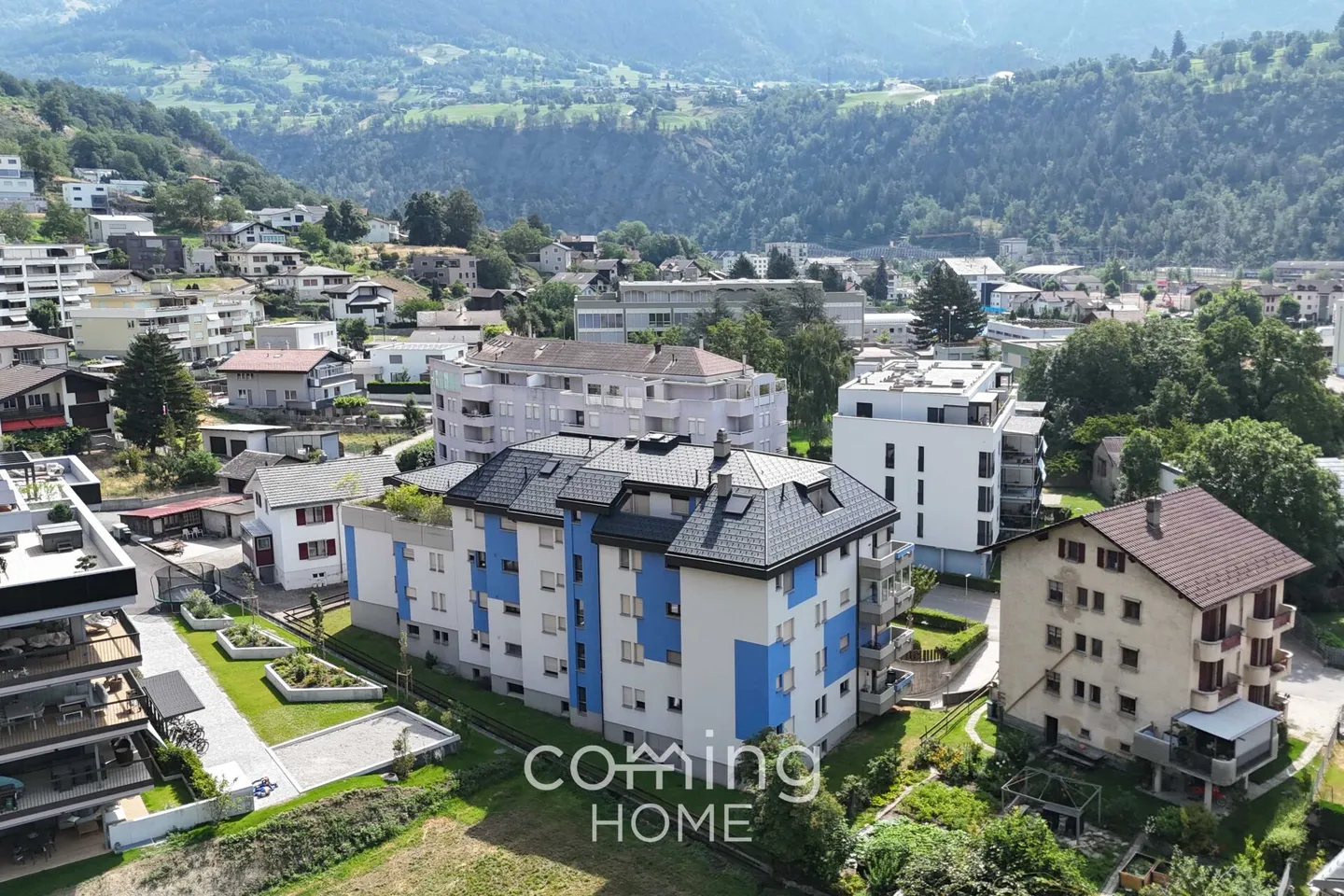 Appartamento ristrutturato di 2,5 locali a Naters con balcone soleggiato e vista montagna - Foto 10 di 12