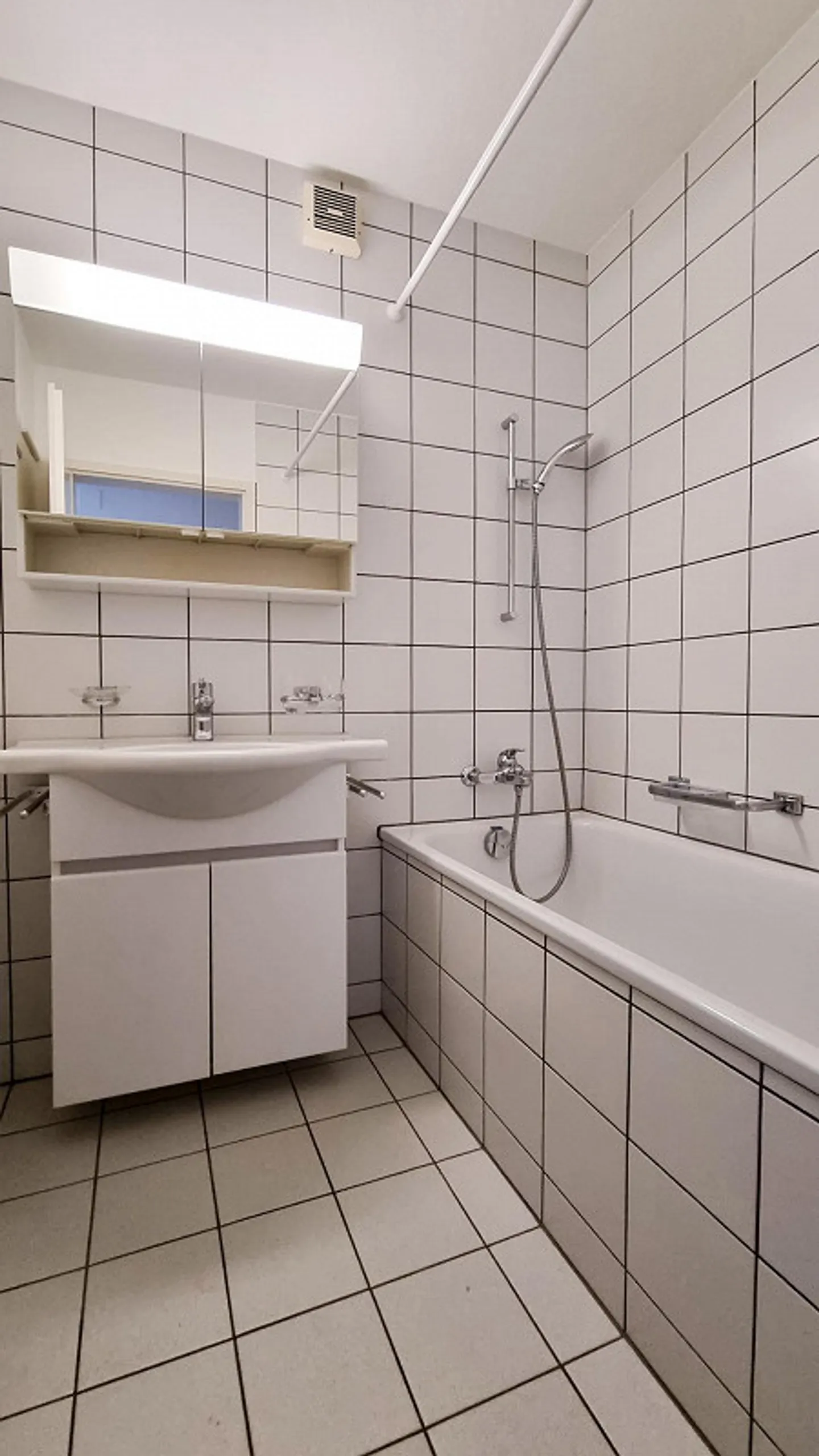 Bell'appartamento di 4.5 stanze - Foto 5 di 7