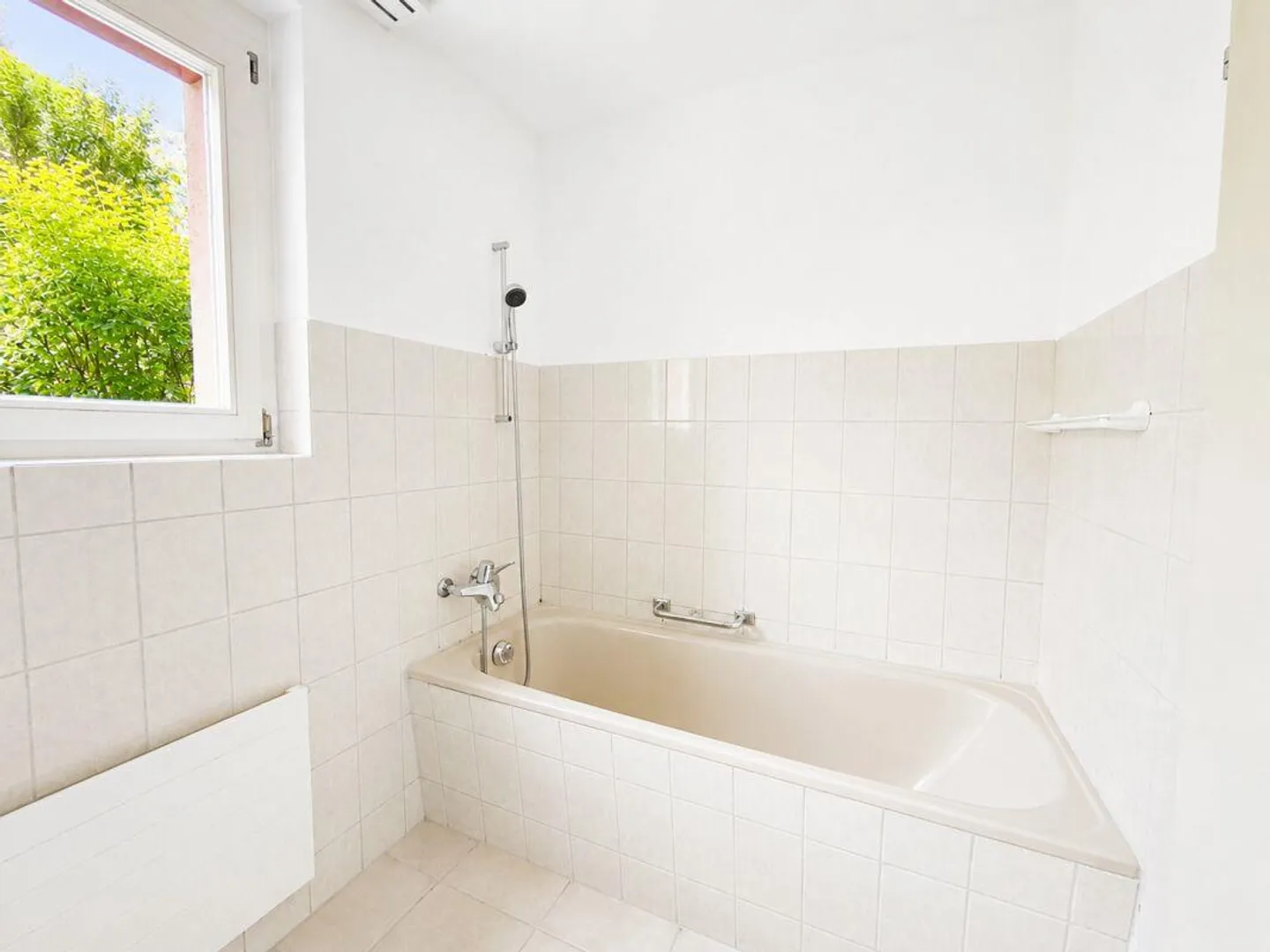 Maison de rêve avec cheminée et patio - Photo 8 sur 13
