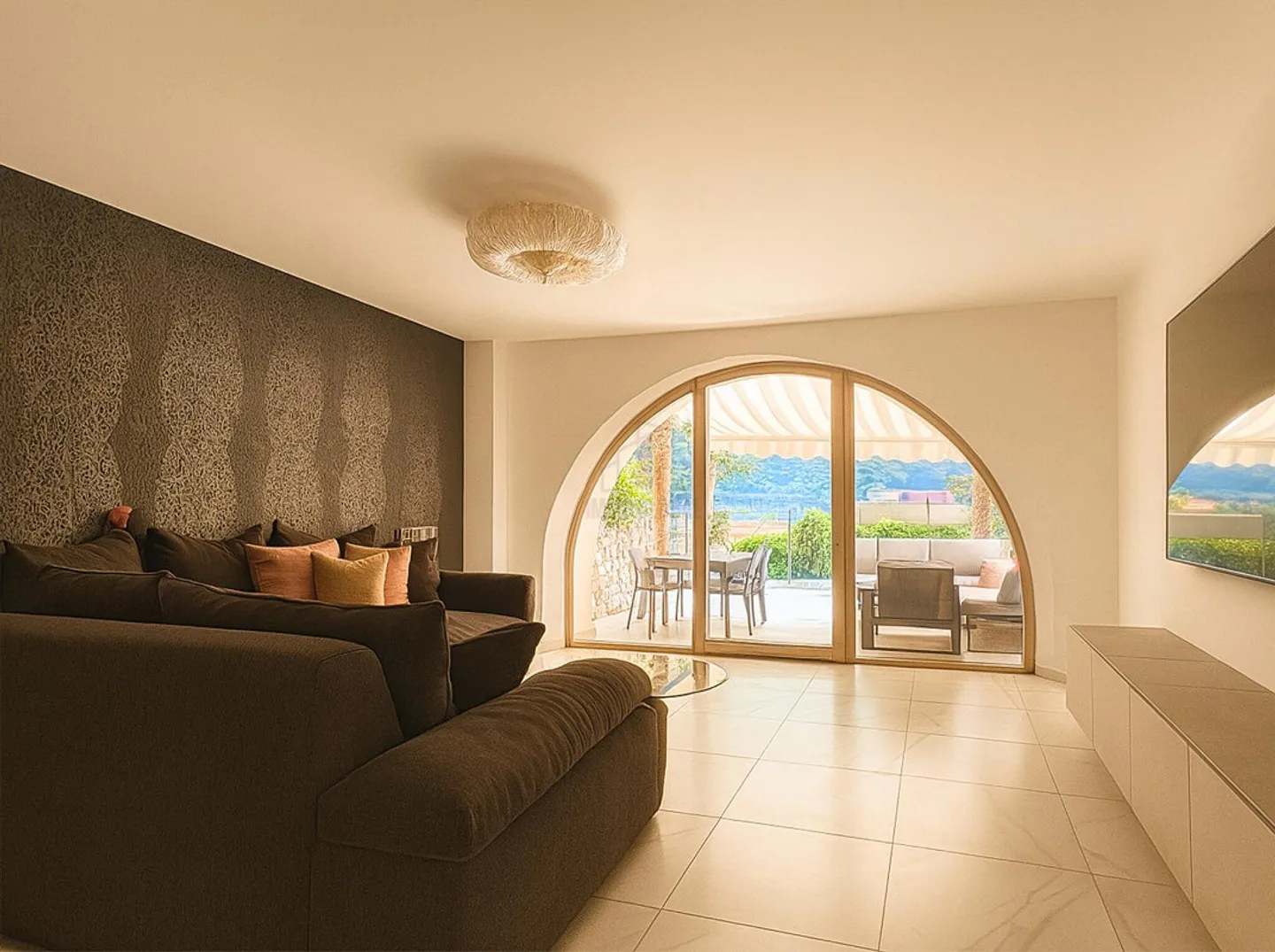 THE IDEAL PLACE FOR YOUR HOLIDAYS - Photo 2 of 12